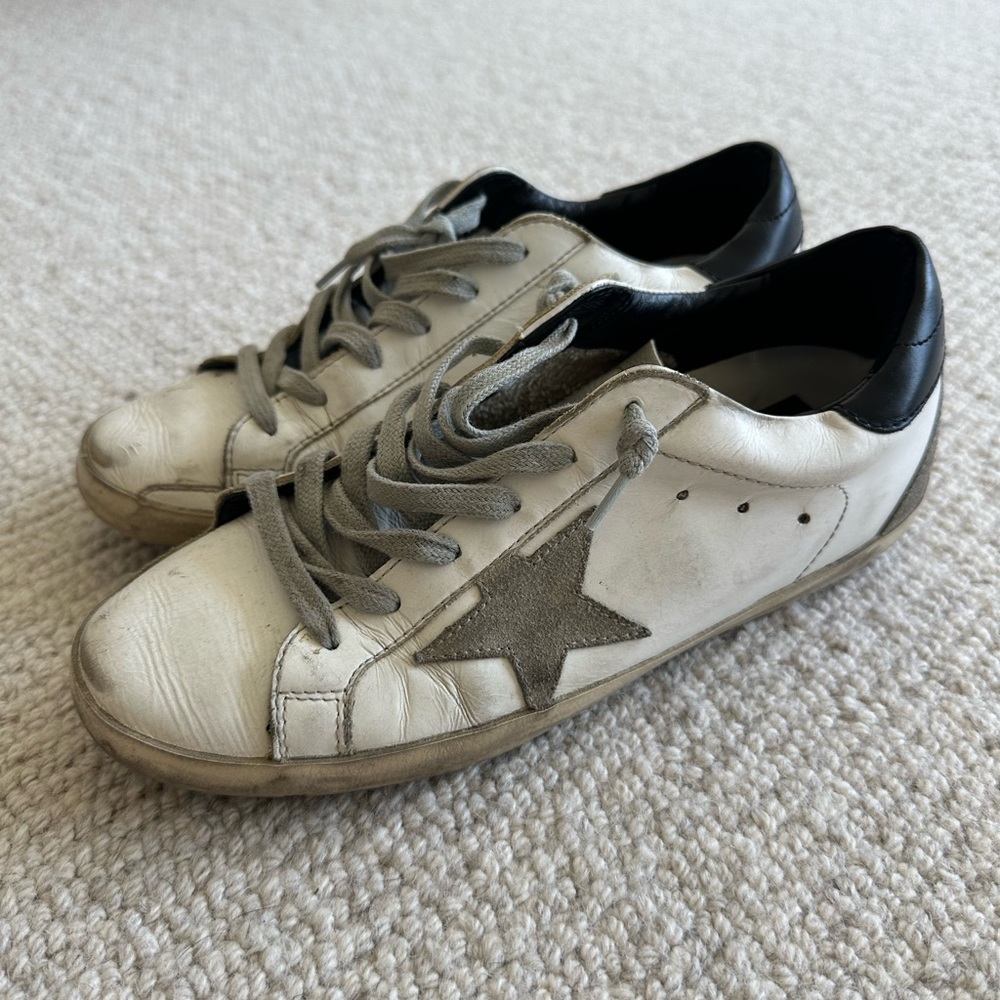 Golden Goose Sneakers